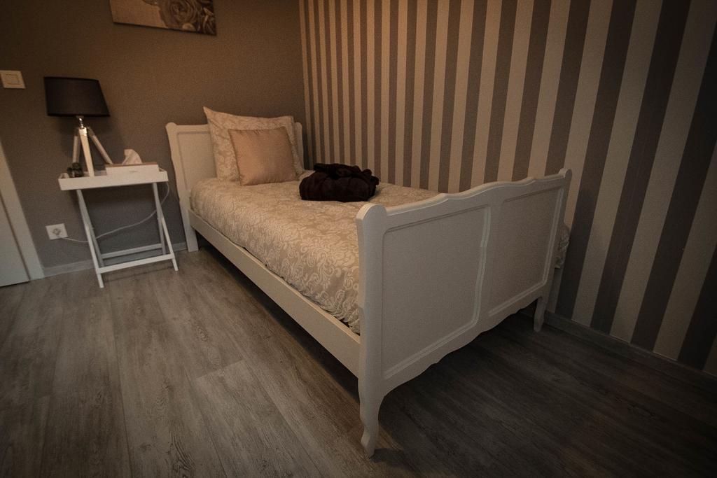 Interbellum Apartamento Ieper Quarto foto