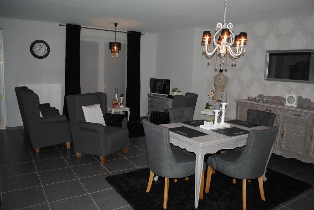 Interbellum Apartamento Ieper Quarto foto