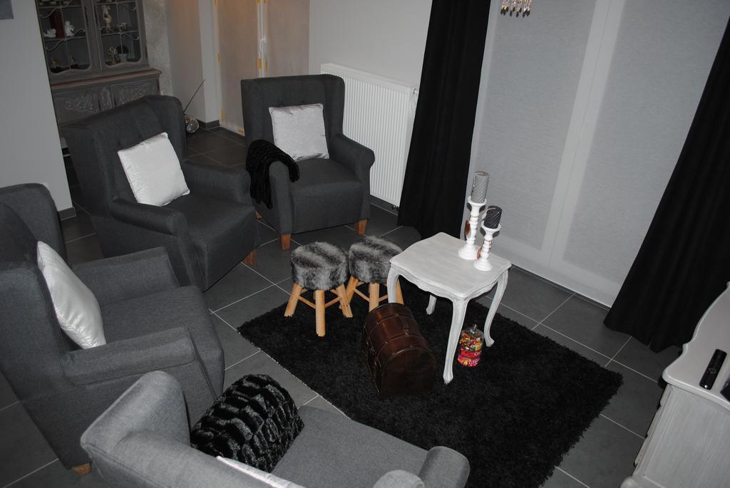 Interbellum Apartamento Ieper Quarto foto