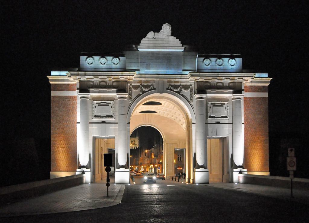 Interbellum Apartamento Ieper Quarto foto